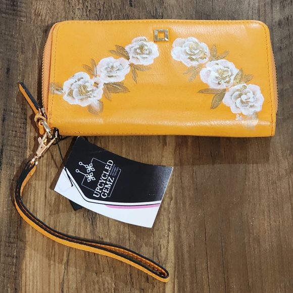 Louis Tangerine Leather Hand Painted Zip Around Wallet / Wristlet - Picture 7 of 7